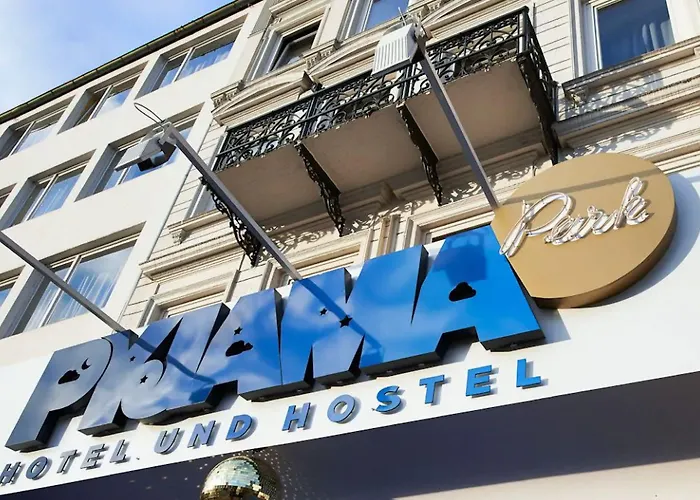Hotel Pyjama Park St Pauli Und 3*