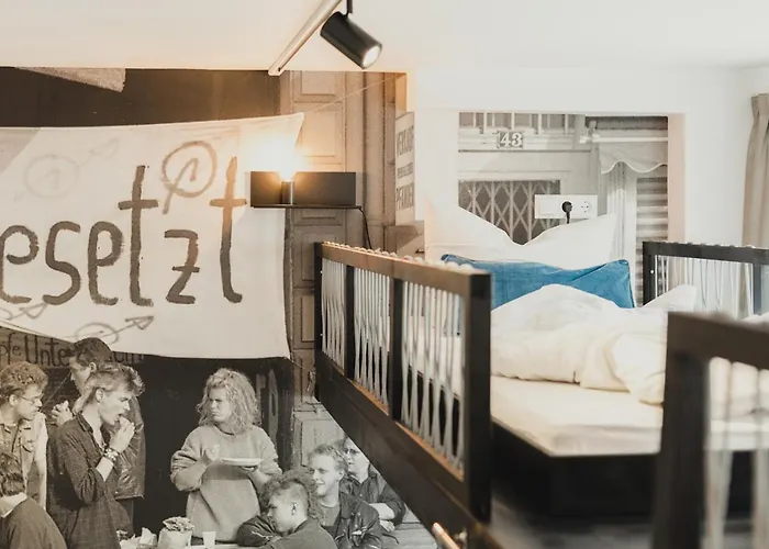 Pyjama Park St Pauli Und Hotel 3*